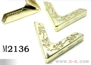 箱包细节的艺术 服饰箱包包角护角与五金配件的重要性